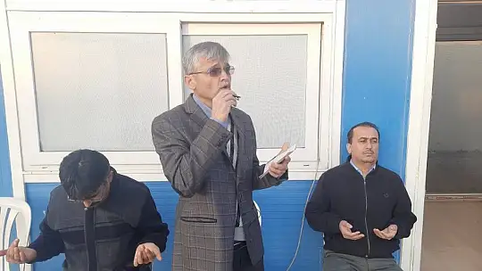 Çiftçiler lokma döktürdü