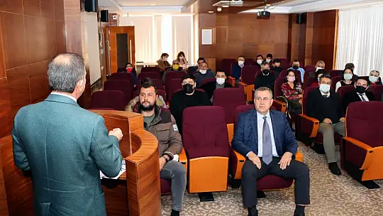 Genç Girişimciler Bilgilendirildi