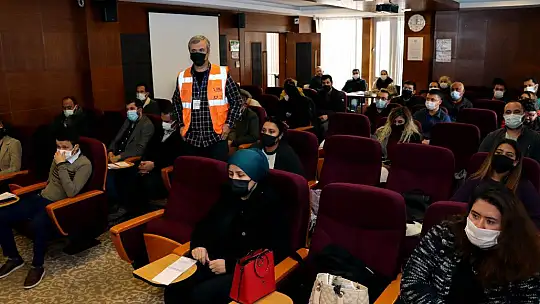 Emlak Danışmanlığı Sınavlarına 52 Kişi Katıldı