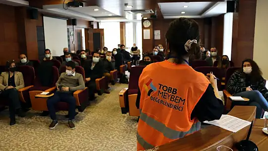 Emlak Danışmanlığı Sınavlarına 52 Kişi Katıldı