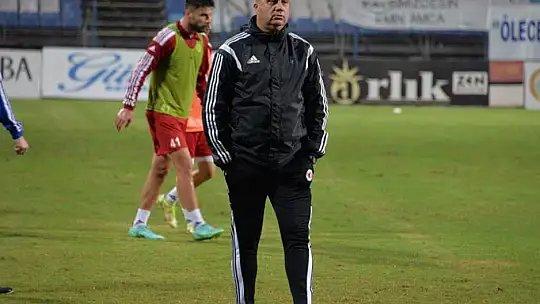 Fethiyespor Büyükçekmece Tepecikspor'u ağırlıyor