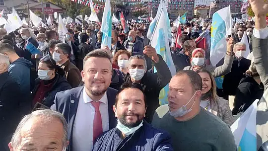 Fethiye İyi Parti, Akşener'e gitti
