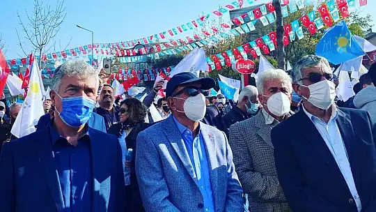 Fethiye İyi Parti, Akşener'e gitti