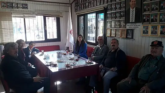 Şehit ailelerine Kaymakam Adayı'ndan ziyaret