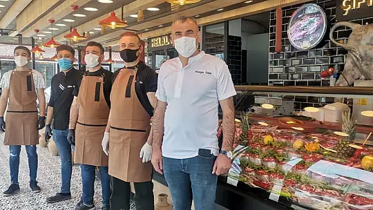 Sürmeli Kasap ve Şarküteri Fethiye halkı ile buluştu