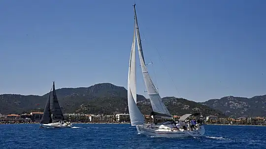 İki Denizi Kucaklayan Şehir Muğla