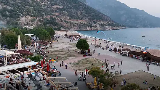 HAVA OYUNLARI FESTİVALİ İZLEYENLERİ HAYRAN BIRAKIYOR