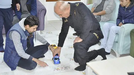 BİR DİZİ ANLAMLI ZİYARET