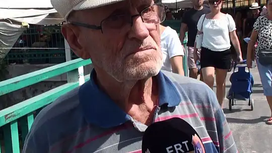 Emekliler düşük maaştan dolayı isyan etti