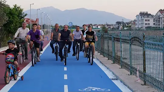 Başkan Akdenizli 'Gençlerle Büyük Önem Veriyoruz'