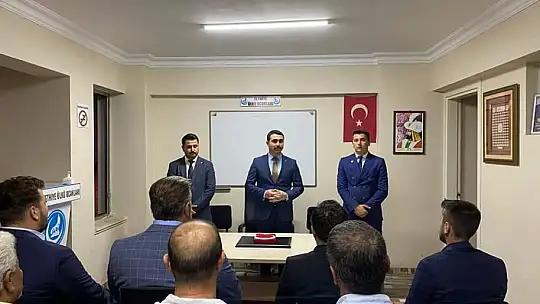 BAYRAĞI OĞUZHAN TEKE DEVRALDI