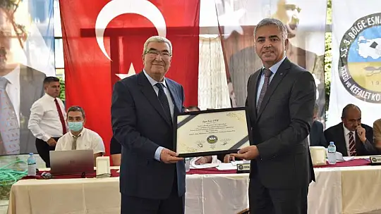 3. Bölge Esnaf ve Sanatkarlar Kredi ve Kefalet Kooperatifleri Birliği'nde Saraç güven tazeledi