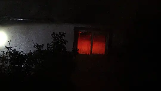 3 Çocuğunun yaşadığı evi yaktığı iddia edilen baba serbest bırakıldı