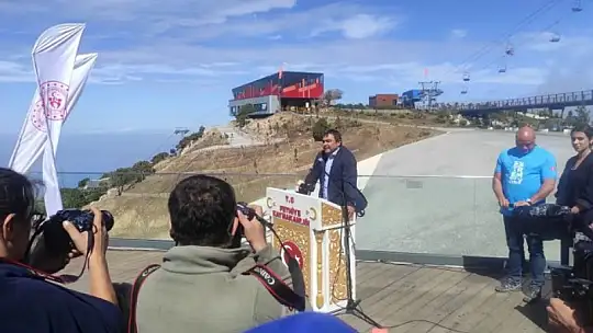 'WORLD ACRO CUP' ETKİNLİĞİ ÖLÜDENİZ'DE BAŞLADI