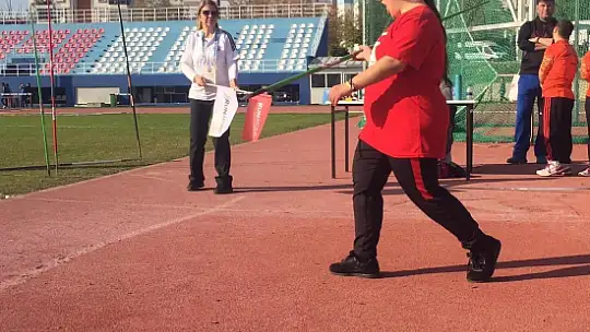 ÖZEL SPORCU TÜRKİYE ŞAMPİYONU OLDU