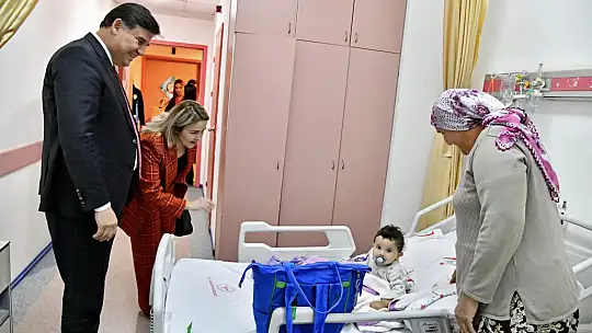 BAŞKAN KARACA'DAN YILBAŞI ZİYARETLERİ