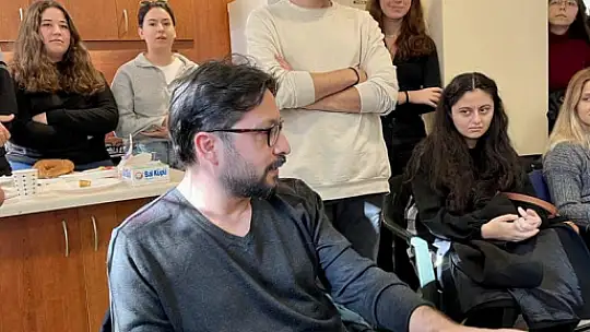 BAŞKAN KARACA, MUĞLALI ÖĞRENCİLERLE BİR ARAYA GELDİ 