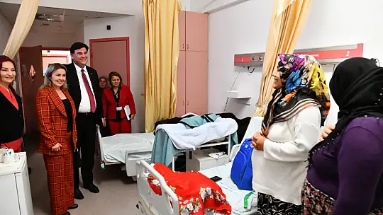 BAŞKAN KARACA'DAN YILBAŞI ZİYARETLERİ