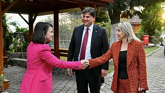 BAŞKAN KARACA'DAN YILBAŞI ZİYARETLERİ