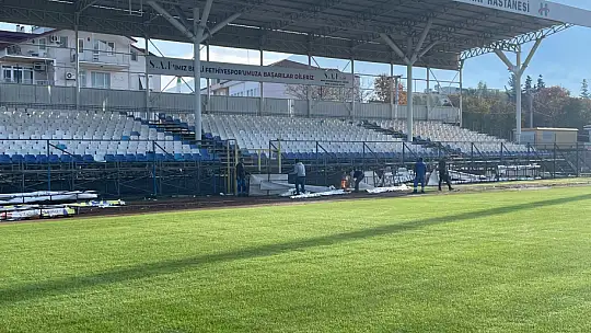 CUMHURBAŞKANI ERDOĞAN HELİKOPTER İLE İNDİ REKLAM PANOLARI AĞIR HASAR ALDI