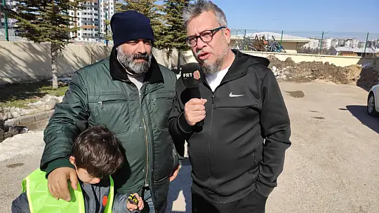 BAŞKAN KURT,' BAZI İLÇELERİN YARISI YIKILDI'