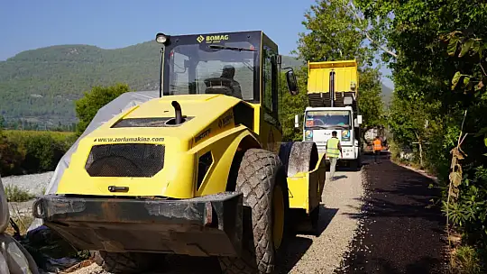 Başkan Akdenizli, Yapılan Hizmetleri Yakından Takip Ediyor