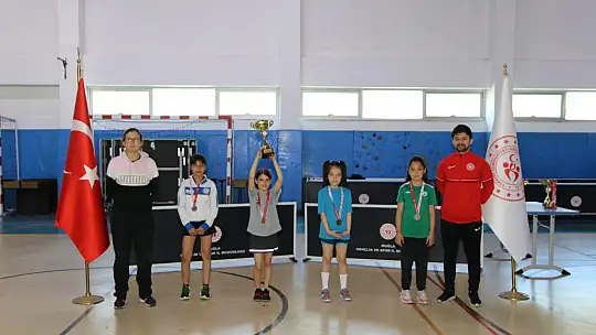 Masa tenisi müsabakaları tamamlandı