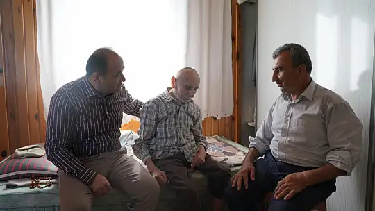 Başkan Akdenizli, İhtiyaç Sahibi Vatandaşların Yanında Olmaya Devam Ediyor