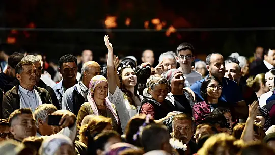 Nif Kiraz Festivali Coşkulu Geçti