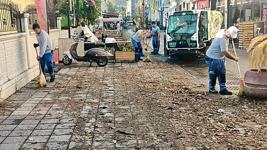 Şiddetli Yağmur Sonrası Sokaklar Temizlendi