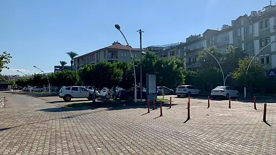 Şiddetli Yağmur Sonrası Sokaklar Temizlendi