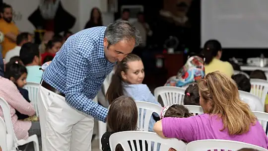 HAVACILIK TANITIMINA ÇOCUKLAR YOĞUN İLGİ GÖSTERDİ