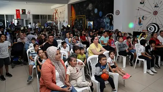 HAVACILIK TANITIMINA ÇOCUKLAR YOĞUN İLGİ GÖSTERDİ