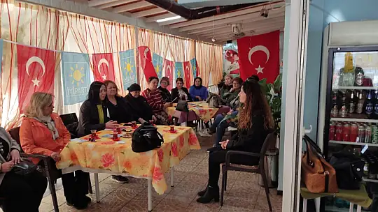 İYİ PARTİ 'KAPI ÇAL, GÖNÜL AL' PROJESİ FETHİYE'DE DE BAŞLADI