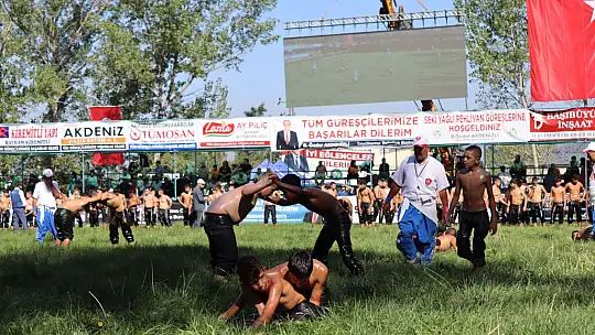 Seki Yağlı Pehlivan Güreşleri Minikler Kategorisinde Başladı