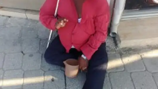 ZABITA EKİPLERİ DİLENCİLERE GÖZ AÇTIRMIYOR