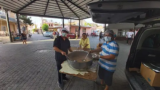 Muhtarlardan aşure etkinliği