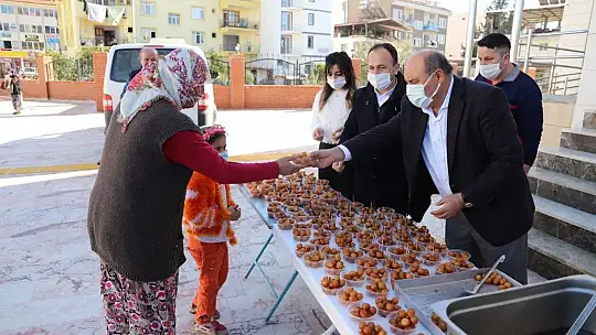 İsmail Akkaya için lokma dağıtıldı 