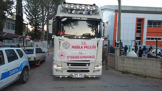 SEYDİKEMER'DE TOPLANAN YARDIMLAR DEPREM BÖLGESİ İÇİN YOLDA