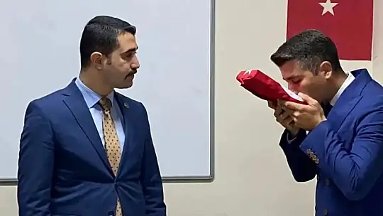 BAYRAĞI OĞUZHAN TEKE DEVRALDI