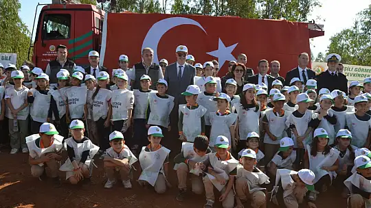 Milli Ağaçlandırma Günü'nde 2023 fidan dikildi