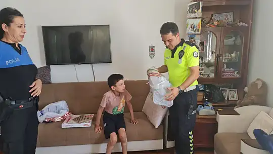 Fethiye Polisinin 'Gönül Bağı' Projesi Devam Ediyor