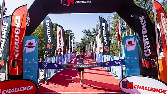 7 ülkeden 500 sporcu, 'Rekabetin Cinsiyeti mi olur?' mesajıyla yarıştı