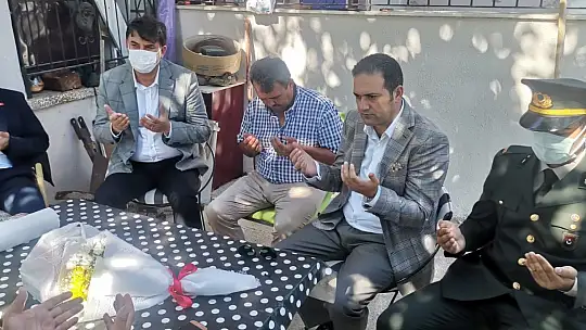 Kaymakamdan Şehit Ve Gazi Ailelerine Bayram Ziyareti