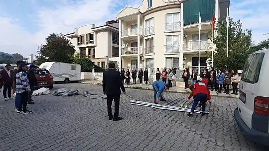 KIZILAY'DAN AFET GÖNÜLLÜLERİ EĞİTİM PROJESİ