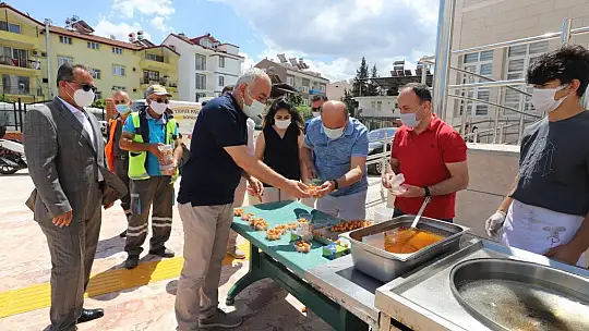 Seydikemer Belediyesi'nden vefat eden personeller için lokma hayrı