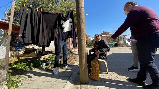 Demir, 'Halkın yanında olduğumuzu her zaman gösteriyoruz'