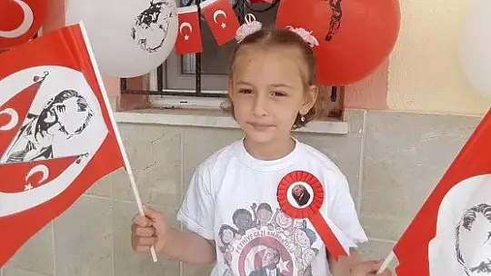 23 Nisan Ulusal Egemenlik Ve Çocuk Bayramı evlerde kutlanıyor