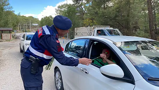 EMNİYET VE JANDARMADAN KARANFİLLİ BİLGİLENDİRME