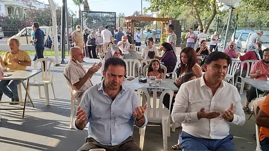 Muhtarlardan aşure etkinliği